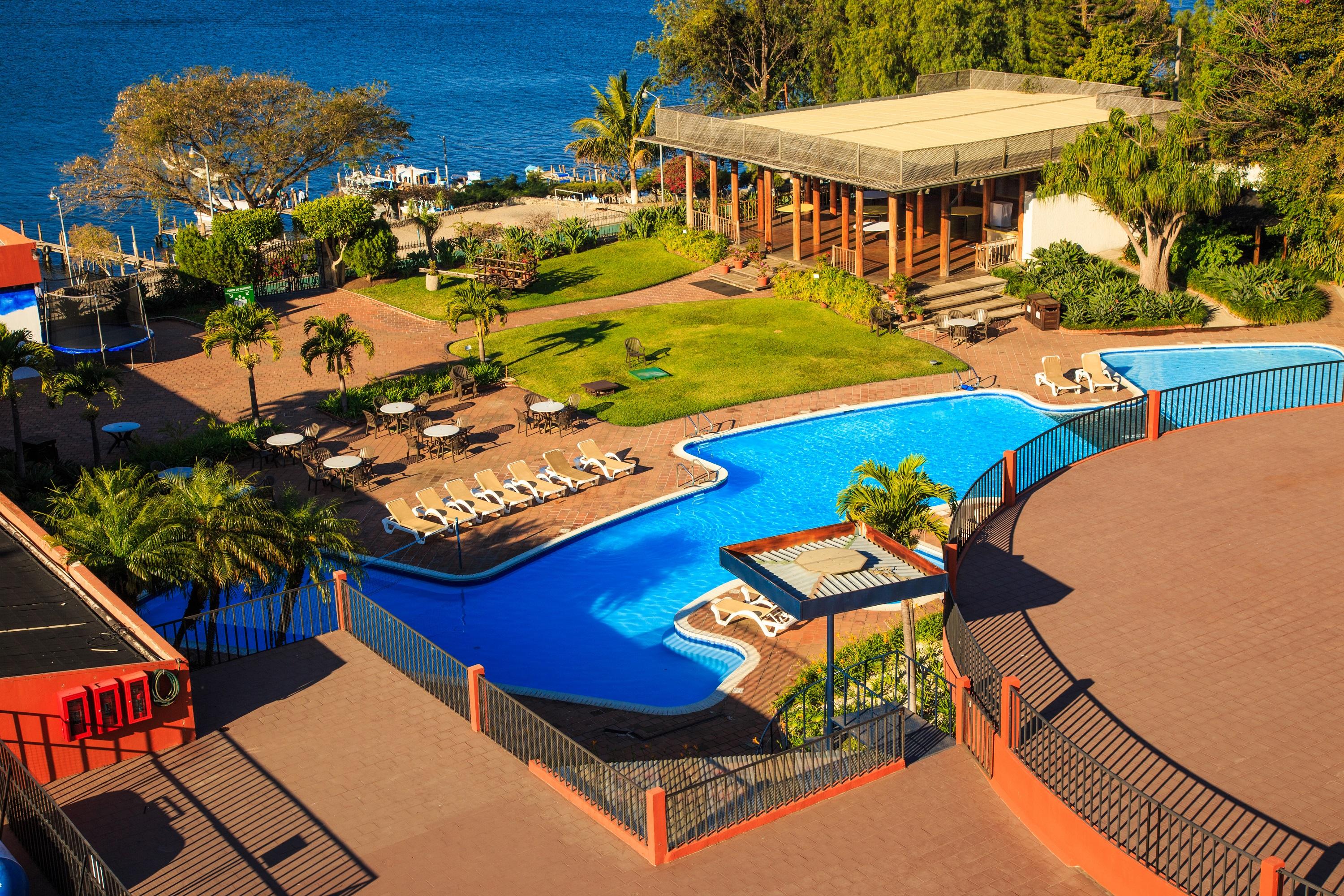 Resort Porta Del Panajachel